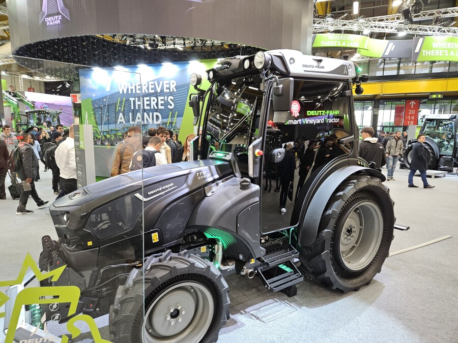Smart Vineyard Tractor