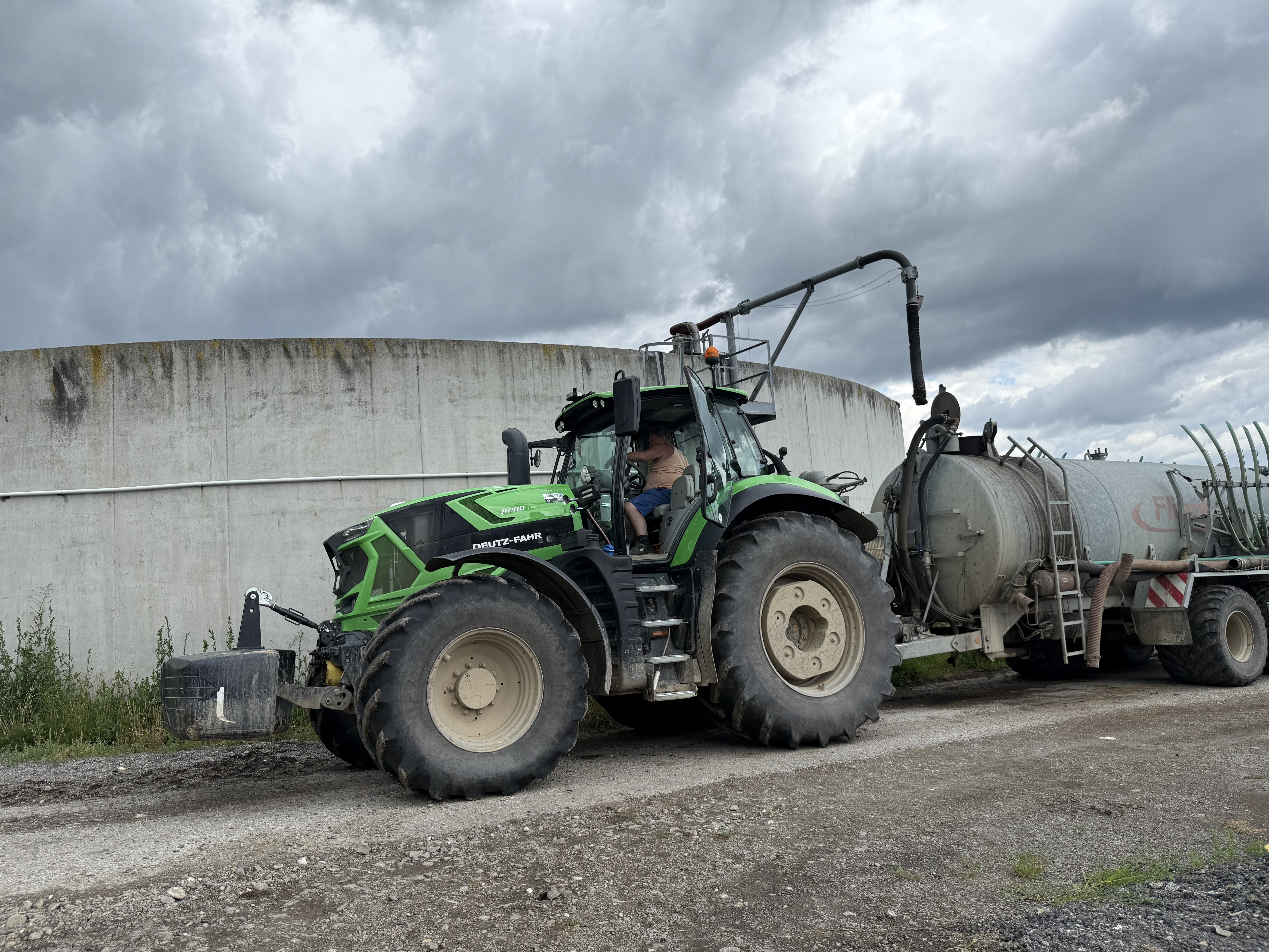 Deutz-fahr 8280 ttv Deutz-fahr 8280 ttv