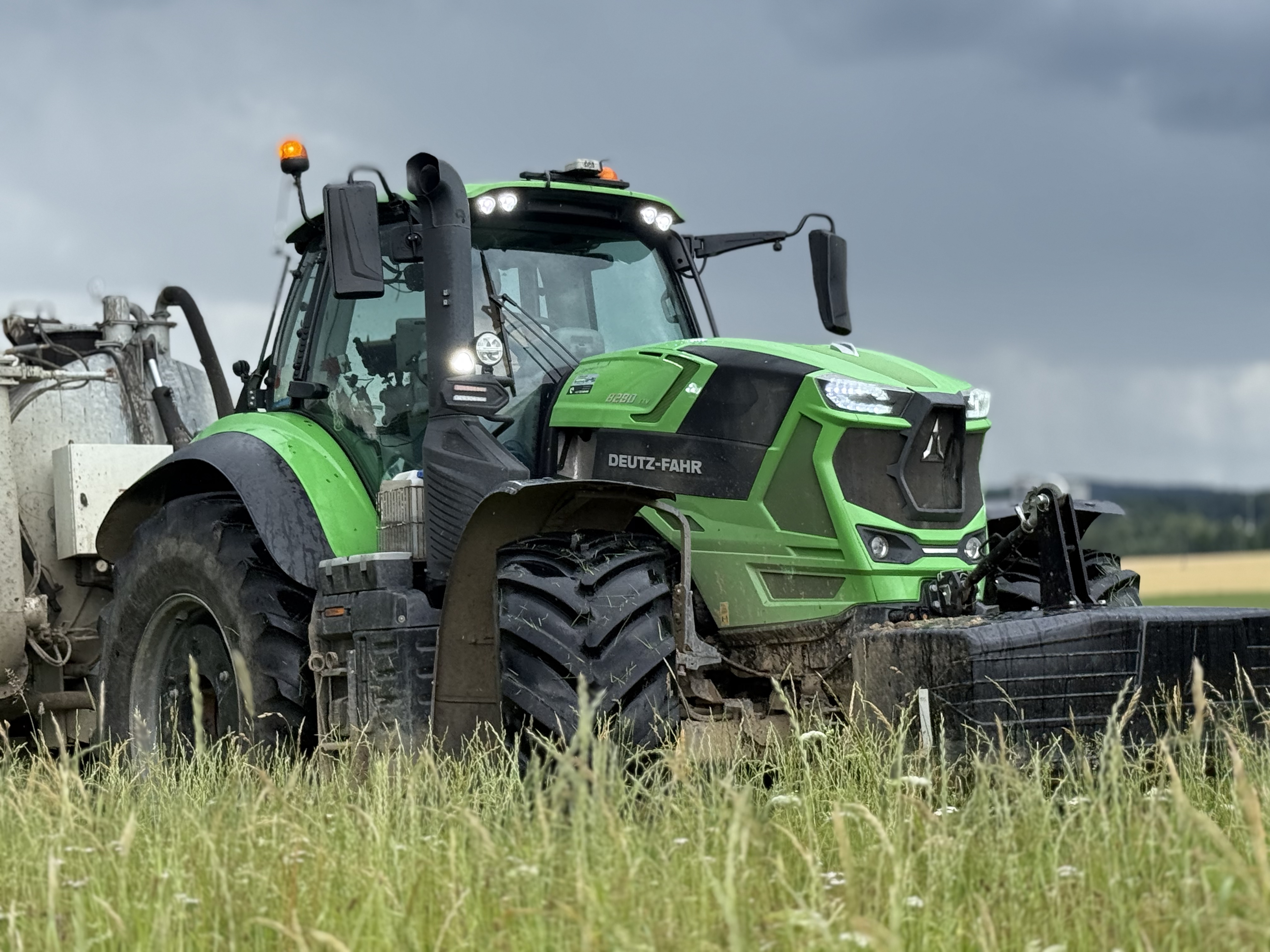 Deutz-fahr 8280 ttv Deutz-fahr 8280 ttv