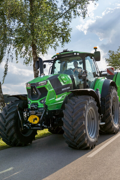 Akční nabídka DEUTZ-FAHR 6160 AGROTRON POWERSHIFT
